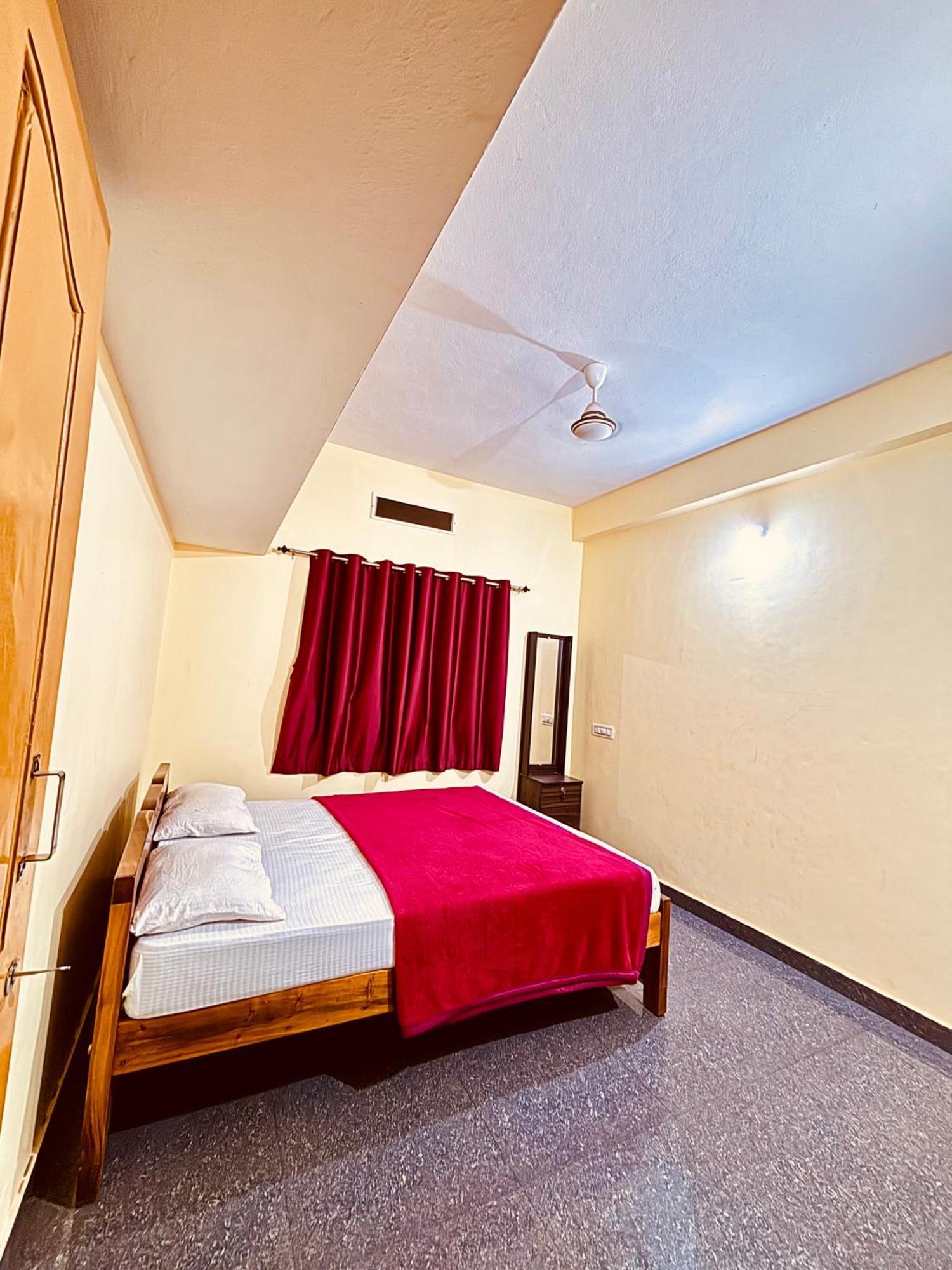 Mungaru Homestay, Talaguppa Sagar  Extérieur photo