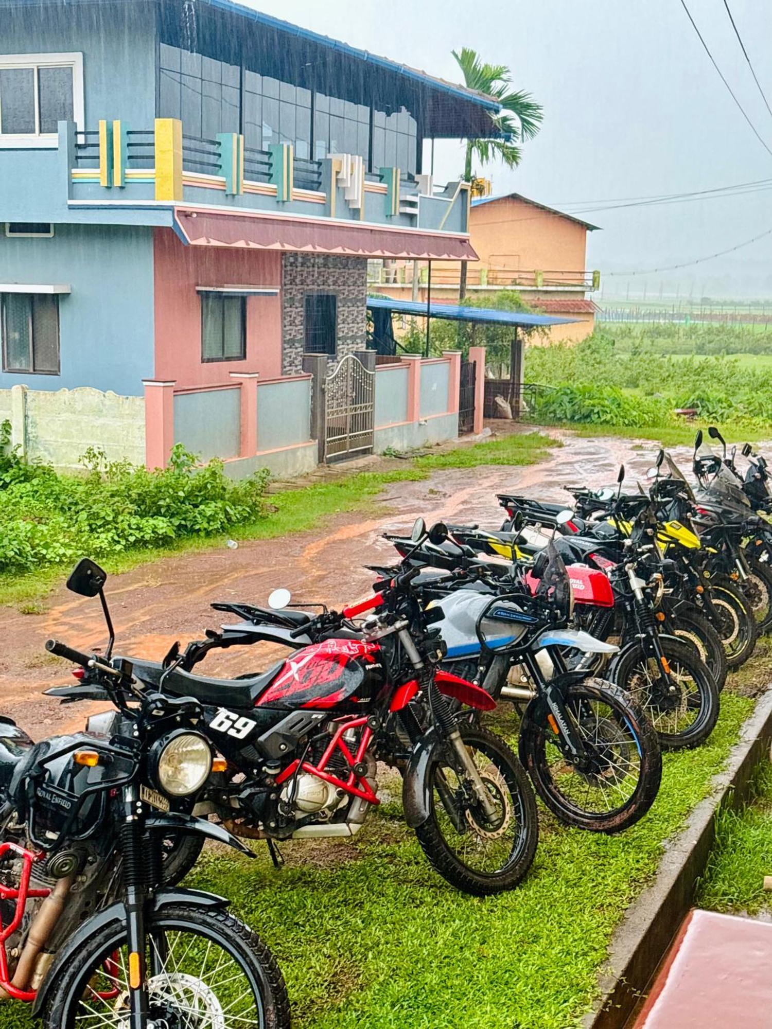 Mungaru Homestay, Talaguppa Sagar  Extérieur photo
