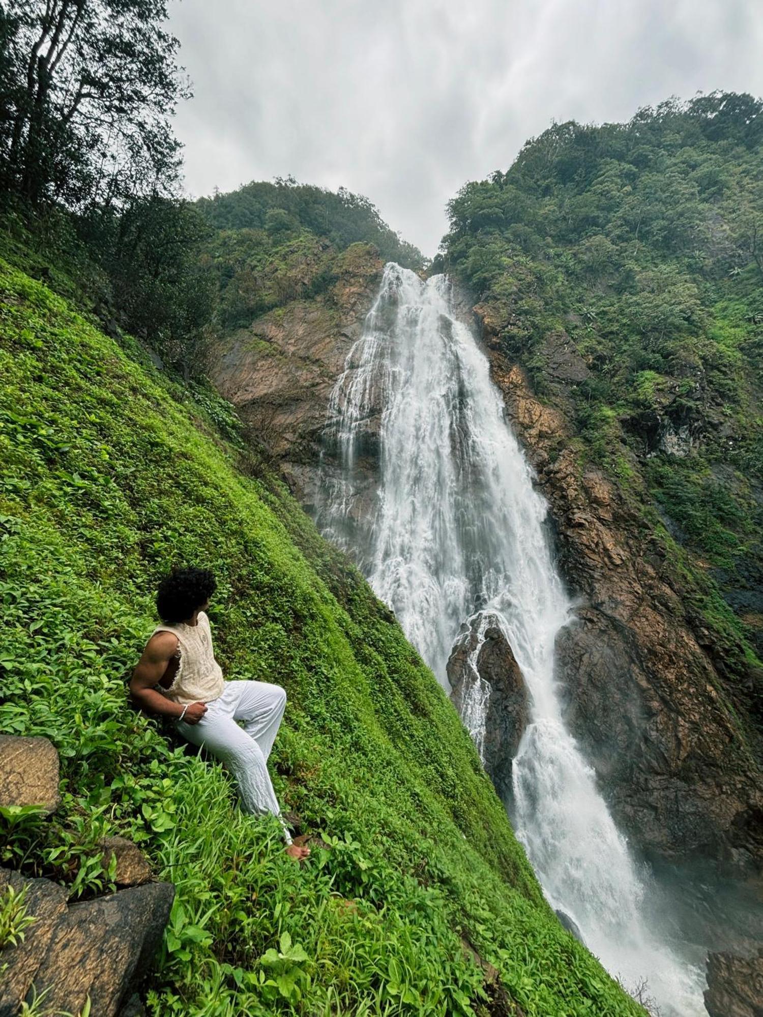 Mungaru Homestay, Talaguppa Sagar  Extérieur photo
